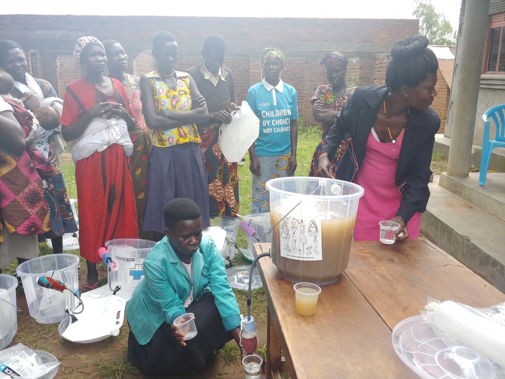 Alia Uganda Filtering Water