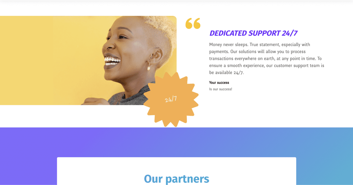 Section avec une image souriante et un "testimonial"