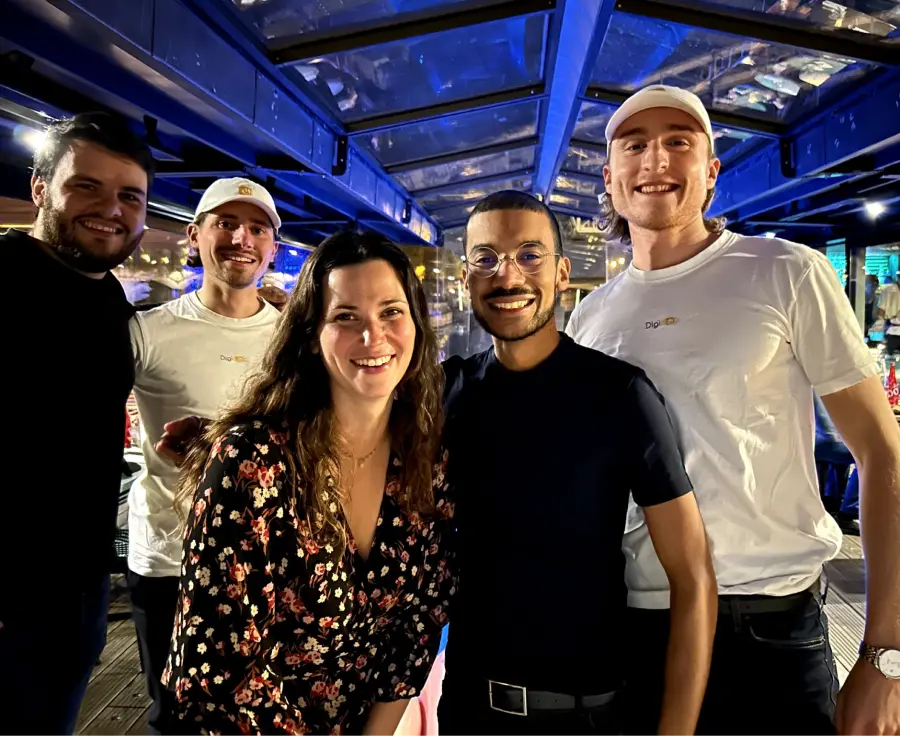 photo de l'équipe digidop et l'équipe weglot a un événement webflow weglot