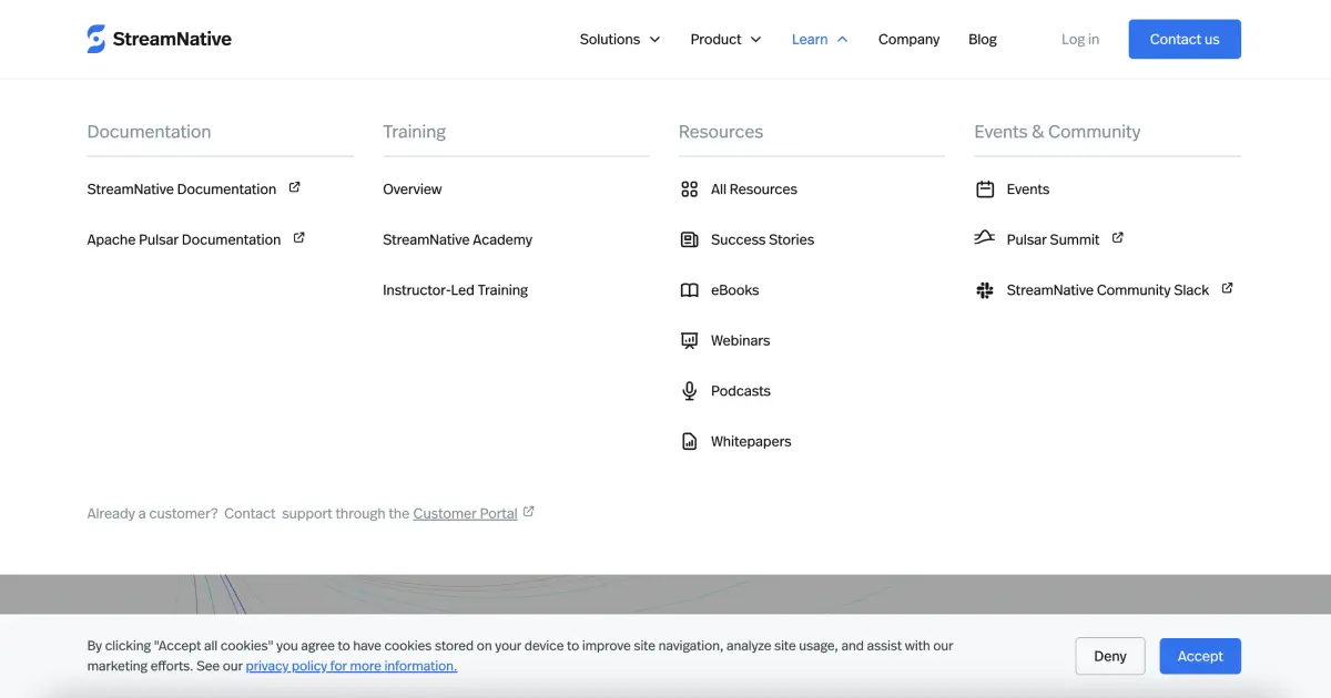 Large menu de navigation sur un site Webflow
