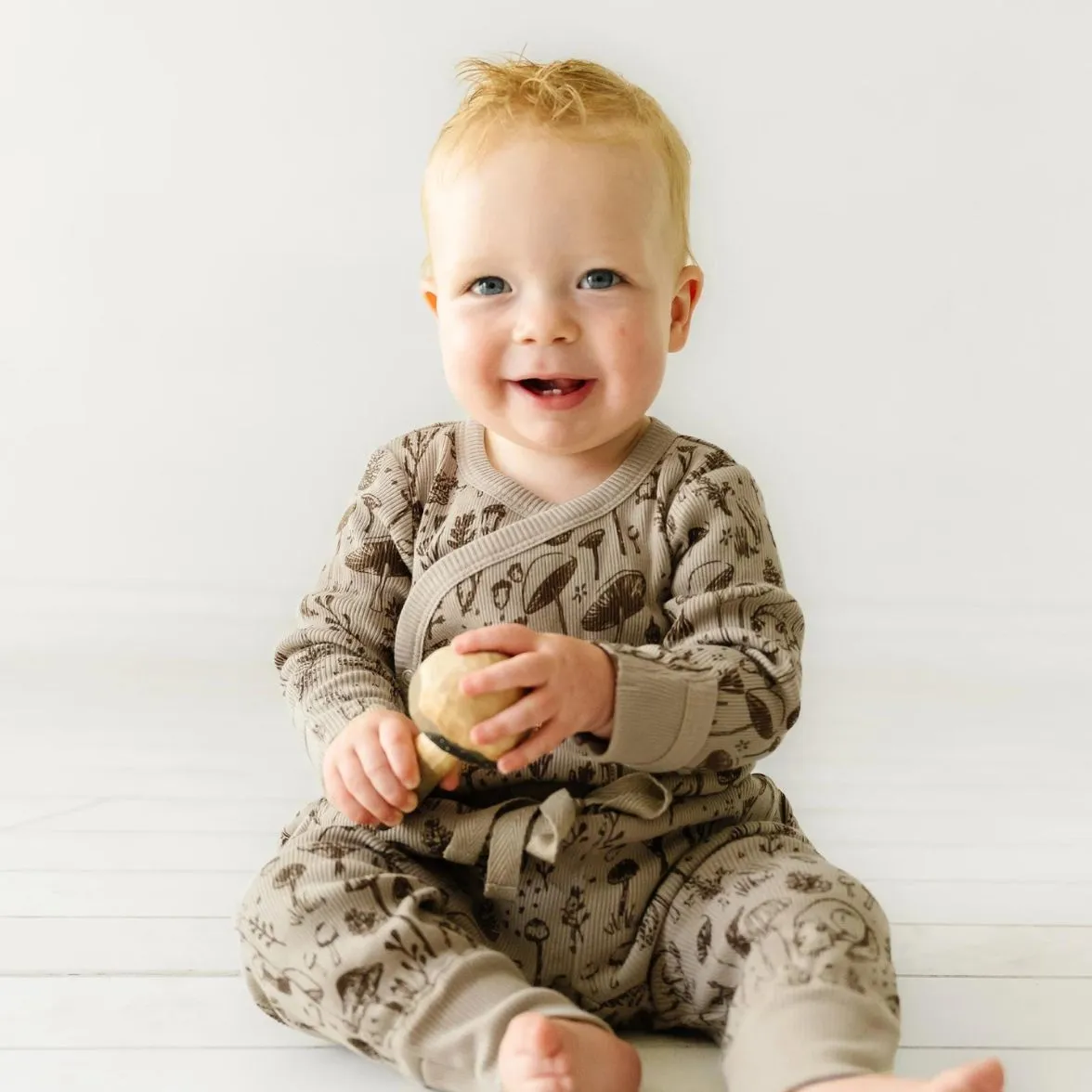 Organic Baby Clothes and Best Newborn Clothes Brands: A Comprehensive Guide