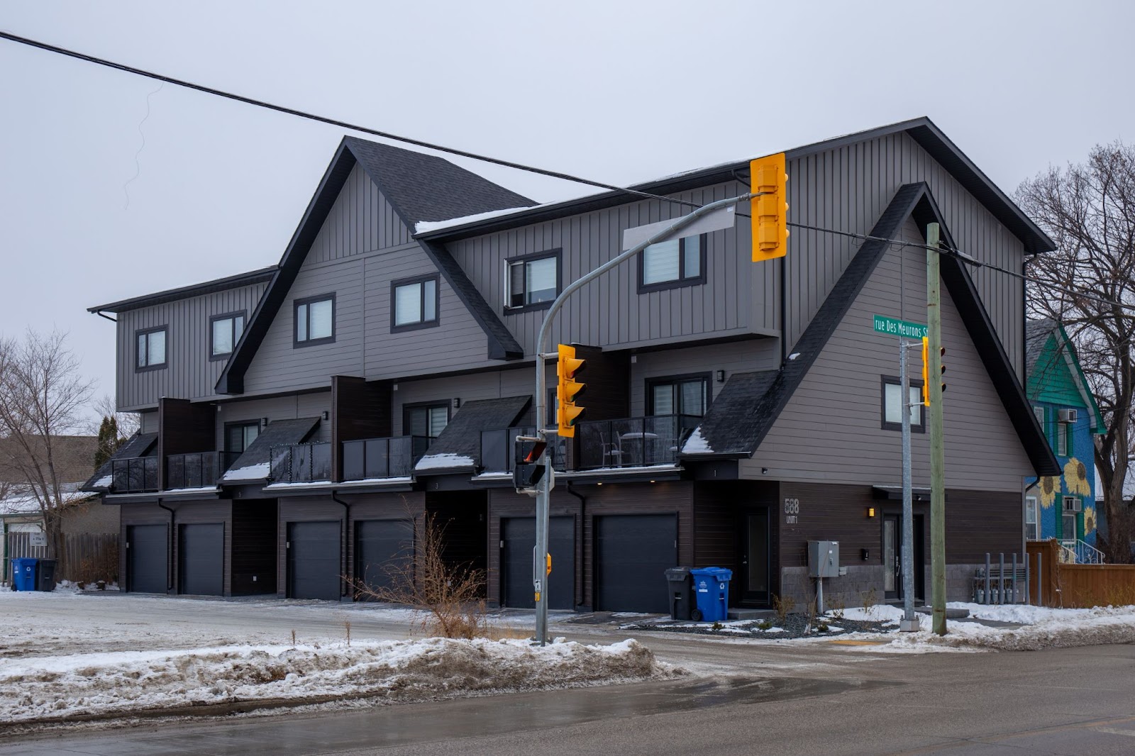 Neighbourhood Feature St. Boniface Paragon Living