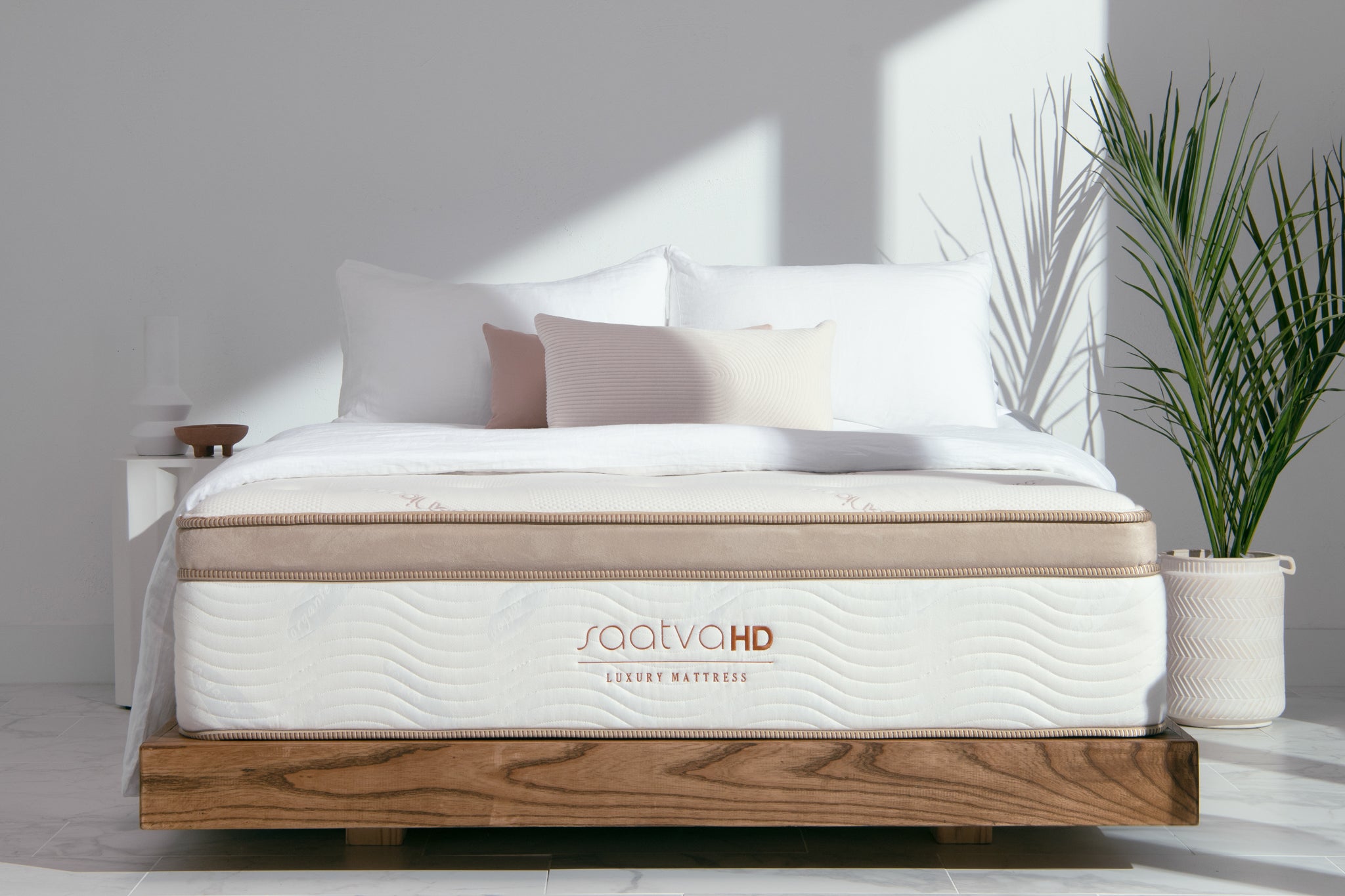 1 Saatva Mattress Review, 2023