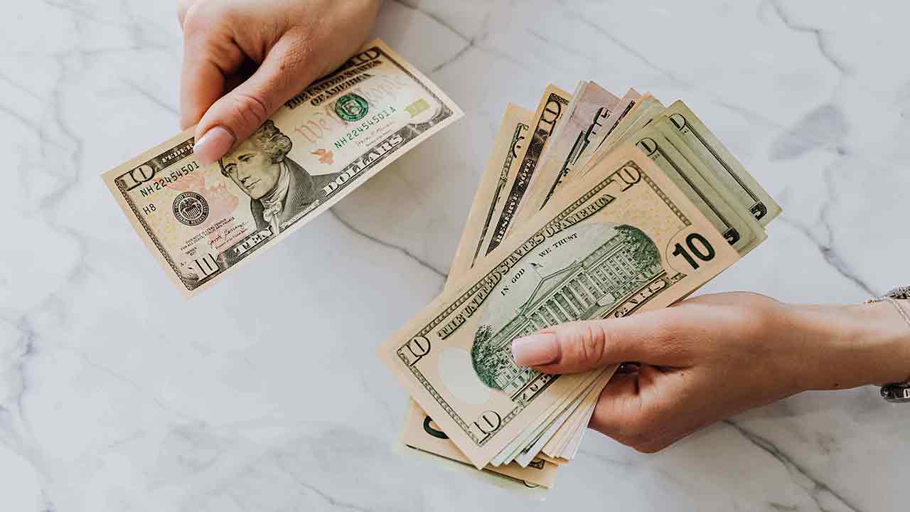 7 Benefits Of Cash Buyers In Real Estate