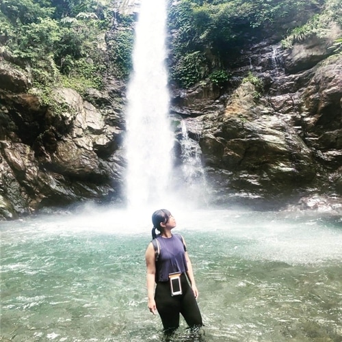 River tracking with friends
