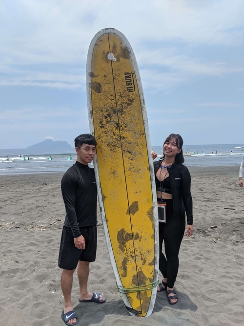 surfing with friends