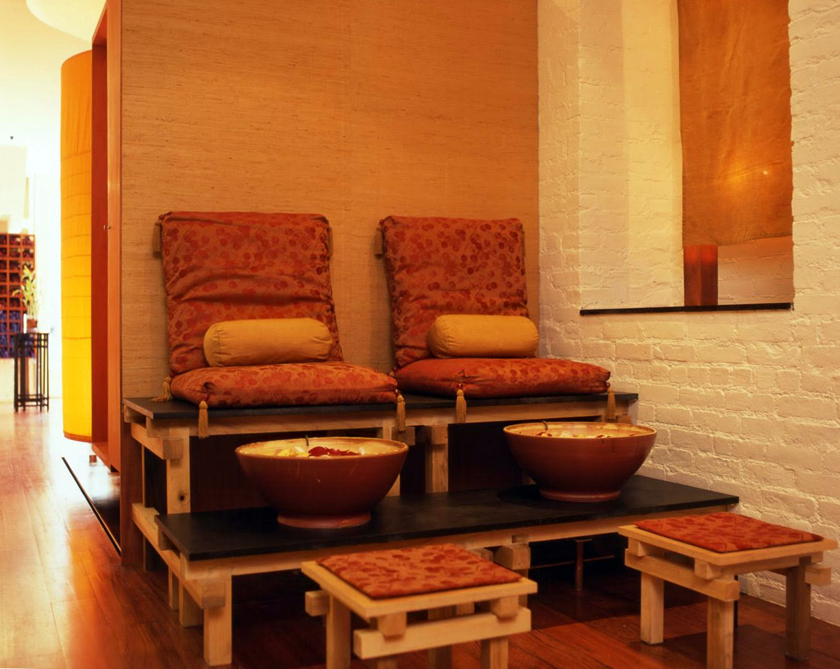 New York's Top Nail Experience Jin Soon