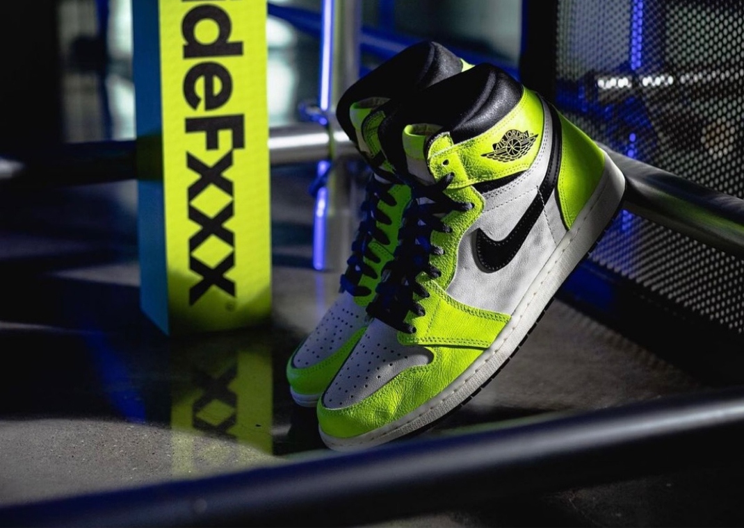 Volt Covers This Air Jordan 1 High 