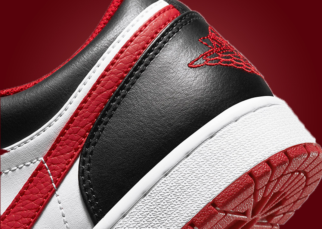 jordan 1 reverse black toe