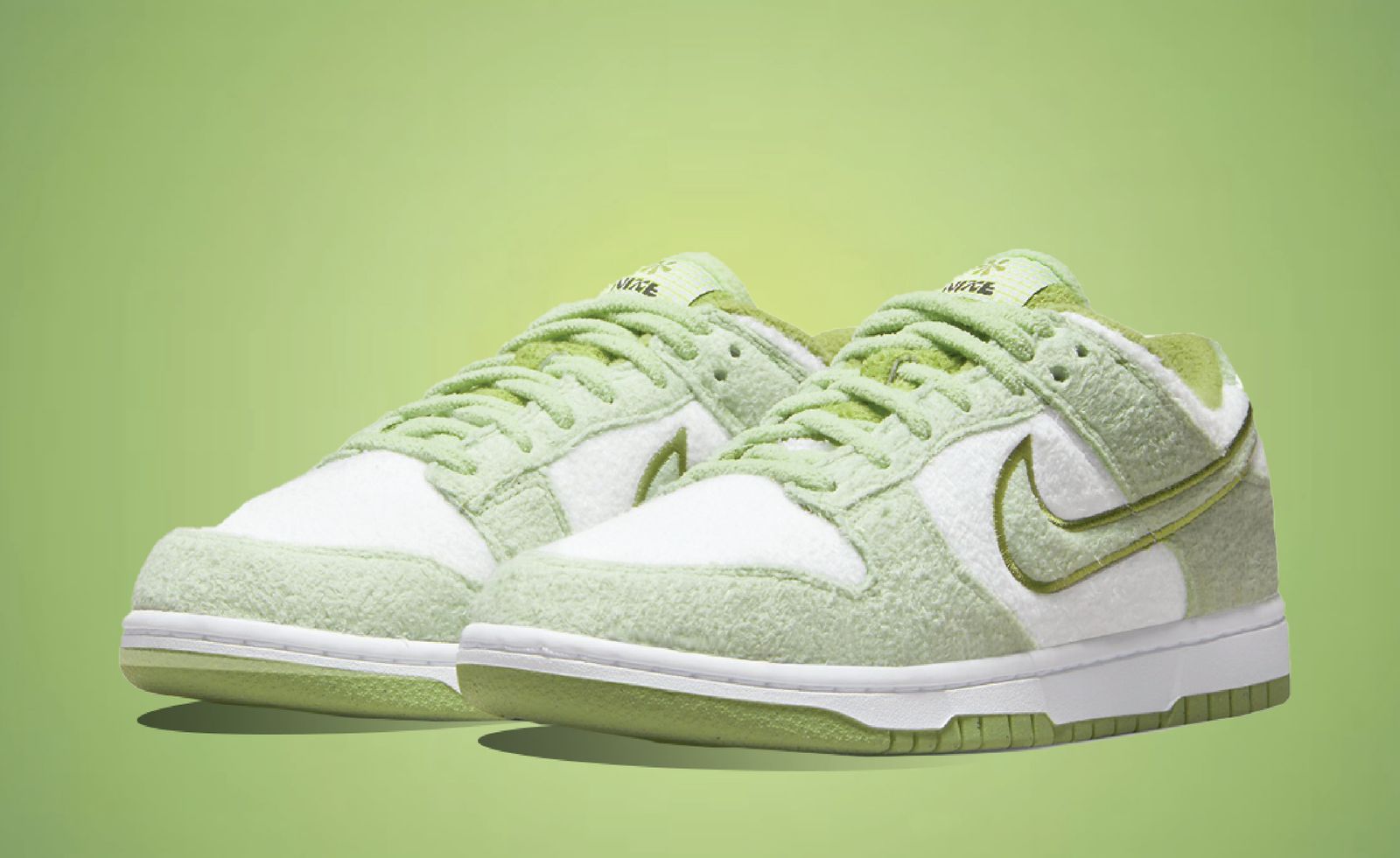 The Nike Dunk Low Fleece Green Is Minty Fresh - Sneaker News