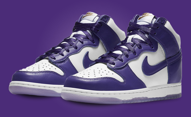 dunk high purple on feet