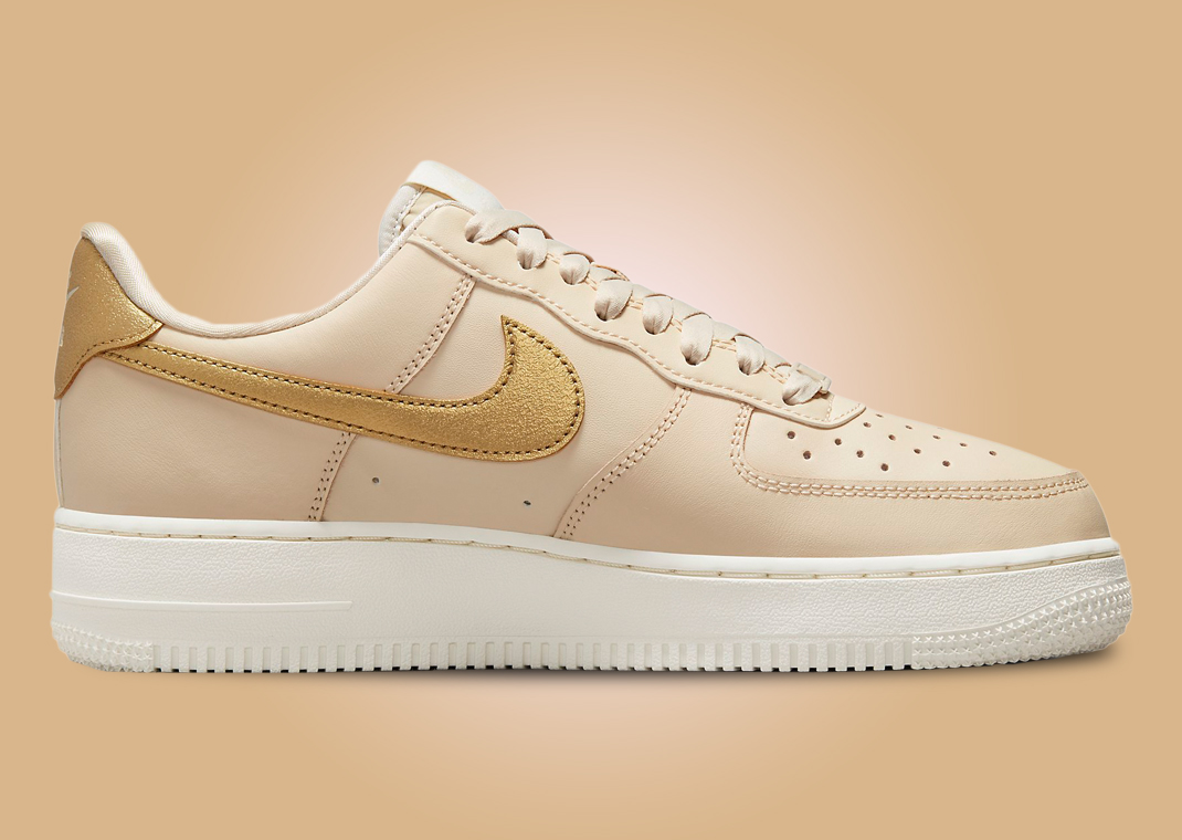 womens air force 1 with gold