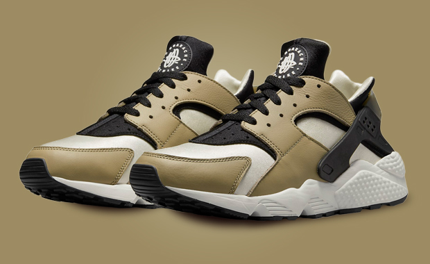 nike huarache sneaks up