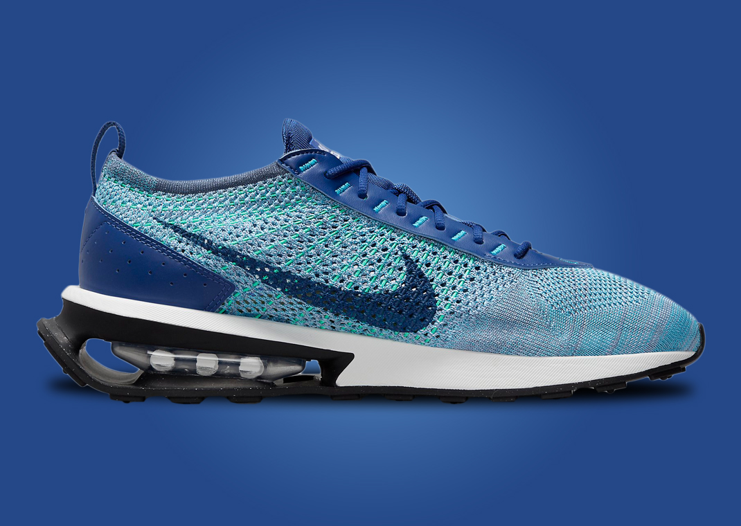 flyknit racer blueberry