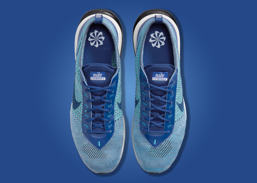 flyknit racer blueberry