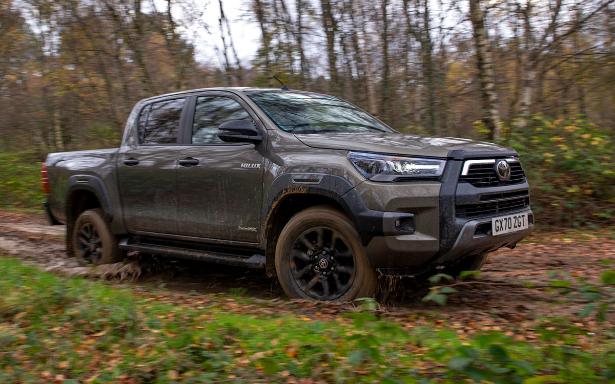 This Hilux Blew Us Away! (2021 Review) - 4wc2n39