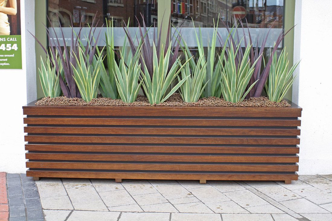 Bespoke Faux Outdoor Planting from plantART