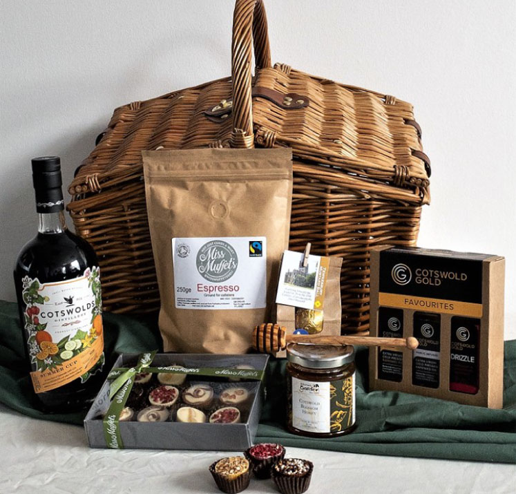Wicker Hamper Miss Muffet’s Hampers Gift Hamper MM Hampers Cotswolds Classic Hamper