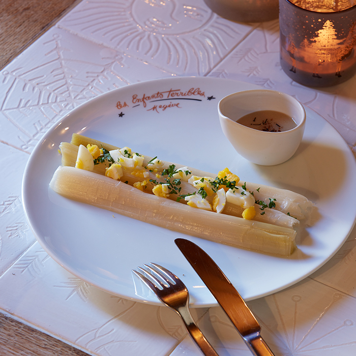 Poireaux vinaigrette Les Enfants Terribles Megeve