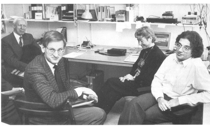 Tidigare stadsminister, Carl Bildt besöker Textalk i början av 90-talet.