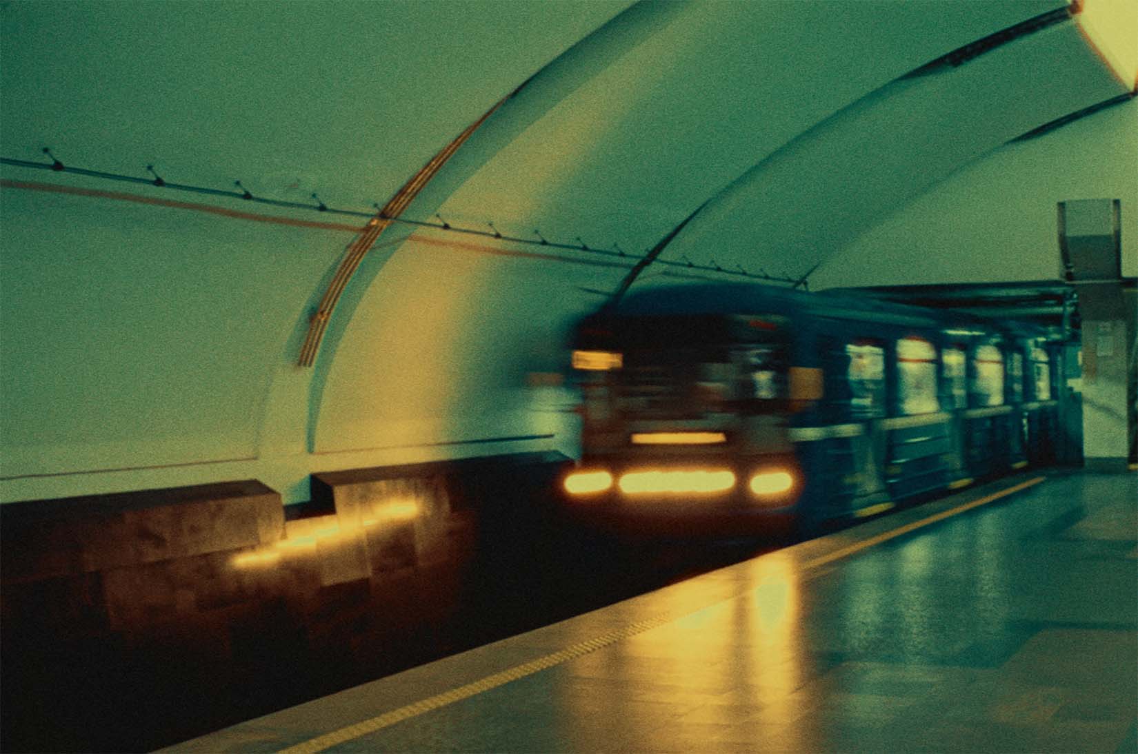 Color.io - Analog Photo Editor & Look Designer