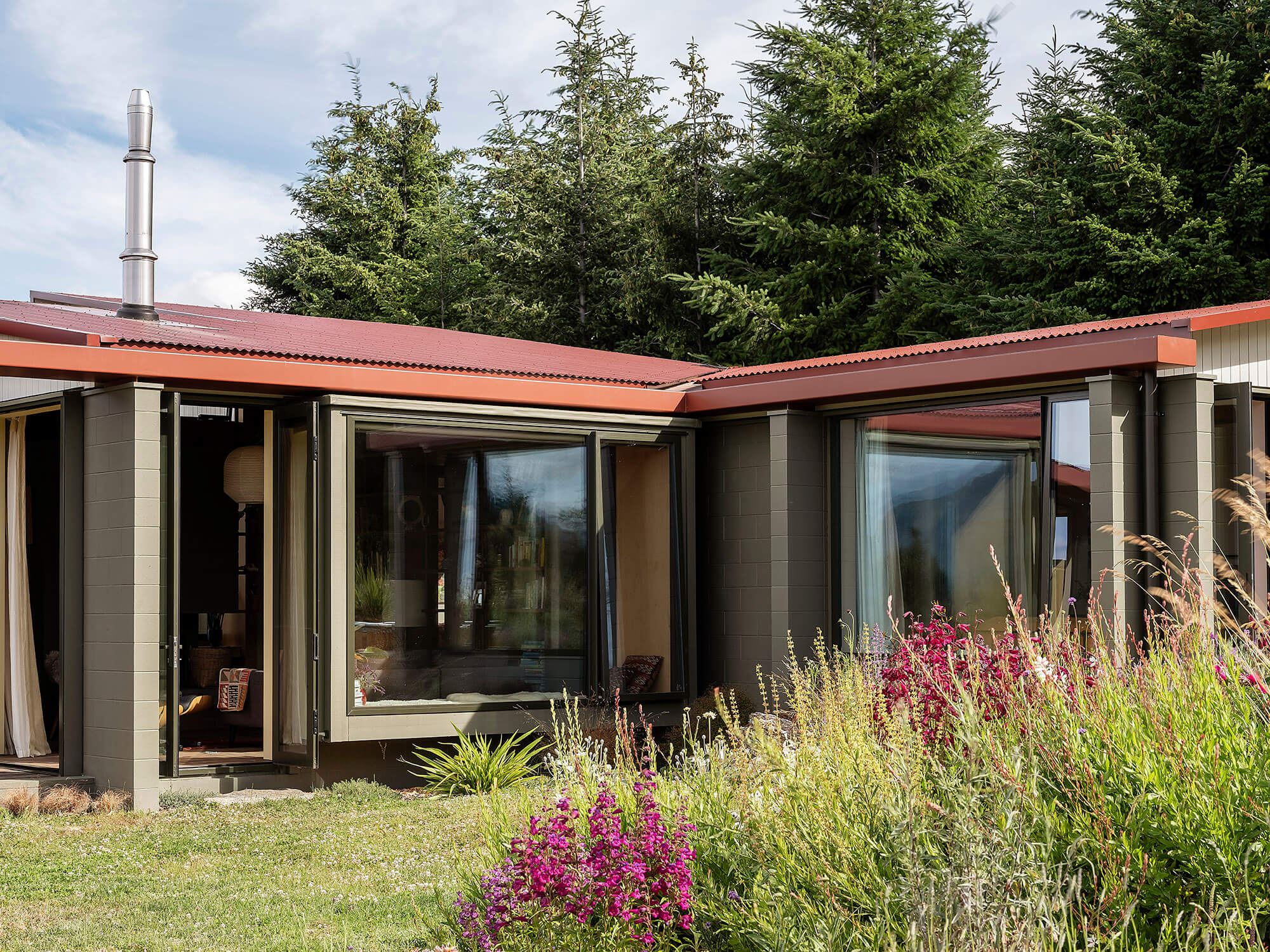 Verdant House | Pac Studio : Architecture, Interior Design & Spatial ...