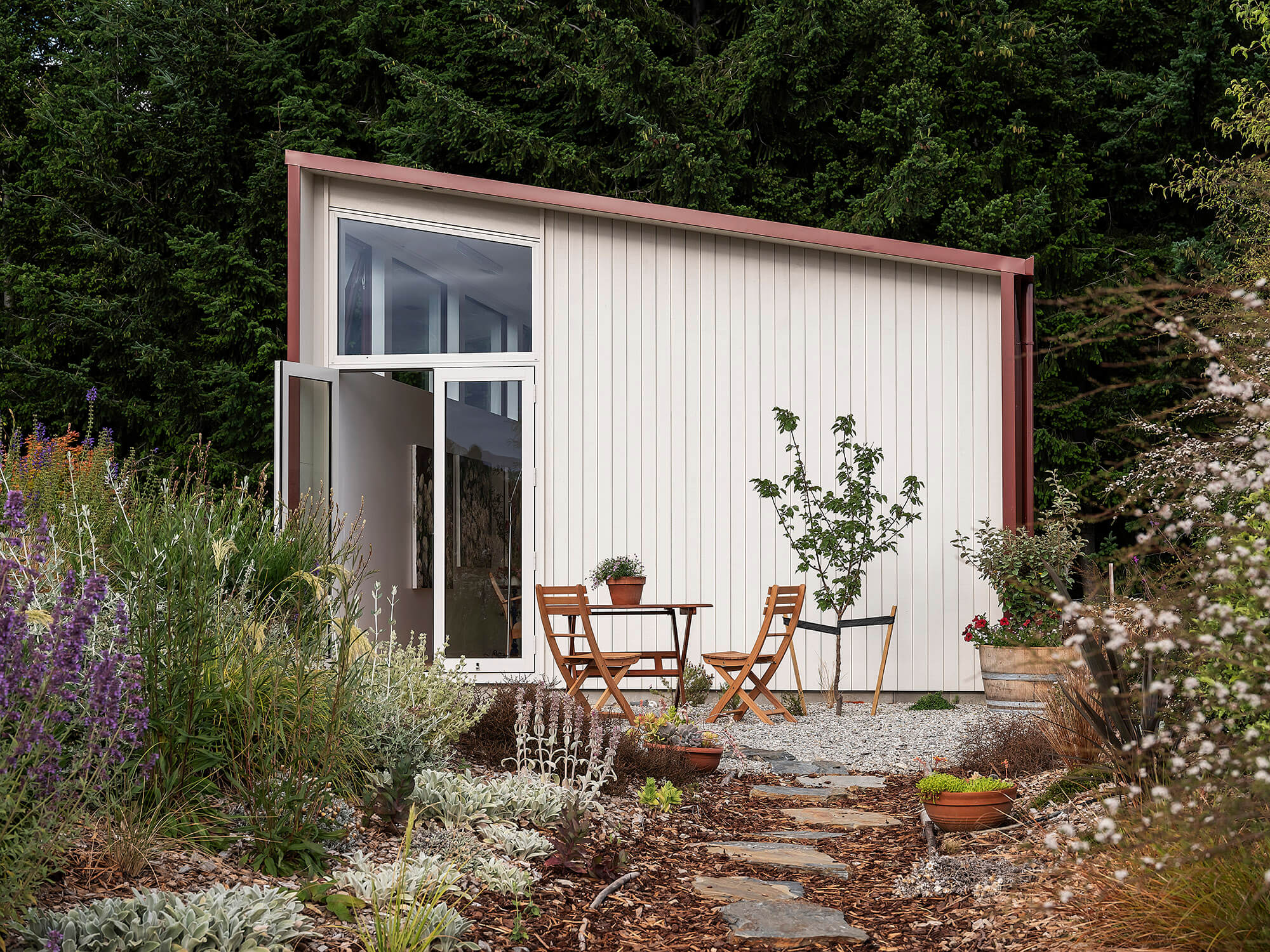 Verdant House | Pac Studio : Architecture, Interior Design & Spatial ...