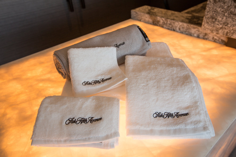 saks fifth avenue towels