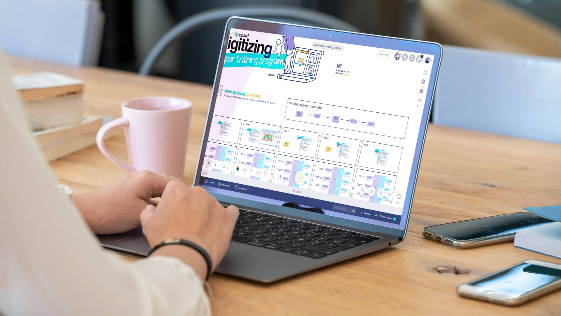 Digitizing a training easily digitize your training as a team Templates Klaxoon
