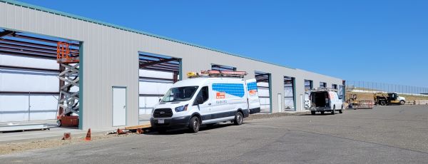 Garages Available at Thunderhill Now