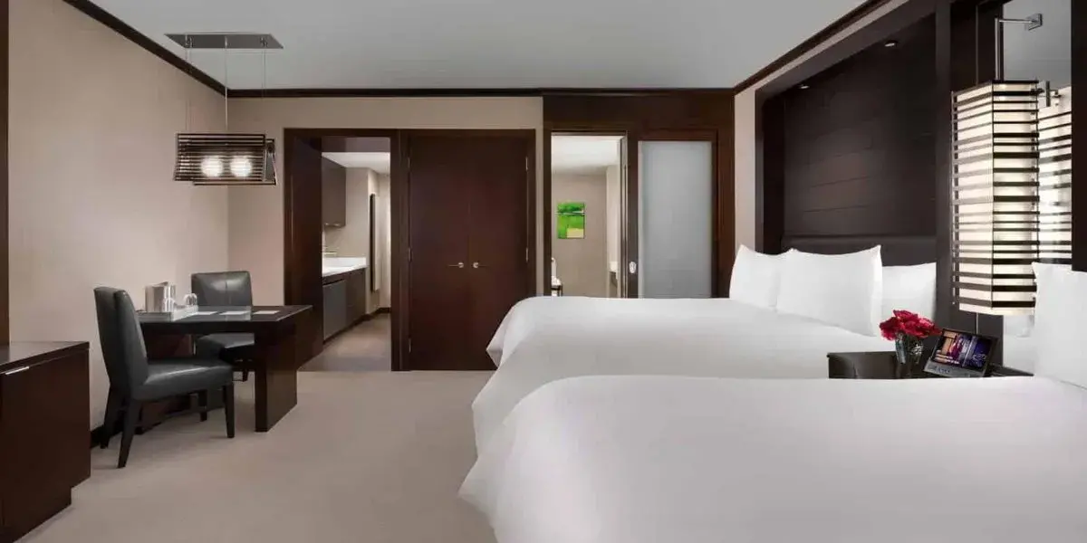 Stay Well Studio Suite Two Queens Vdara Hotel and Spa at Aria, Las Vegas