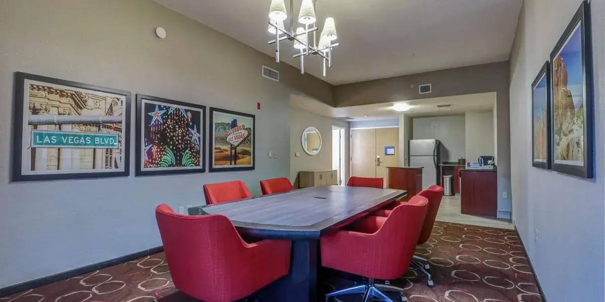 One Bedroom Conference Suite Hampton Inn Tropicana, Las Vegas