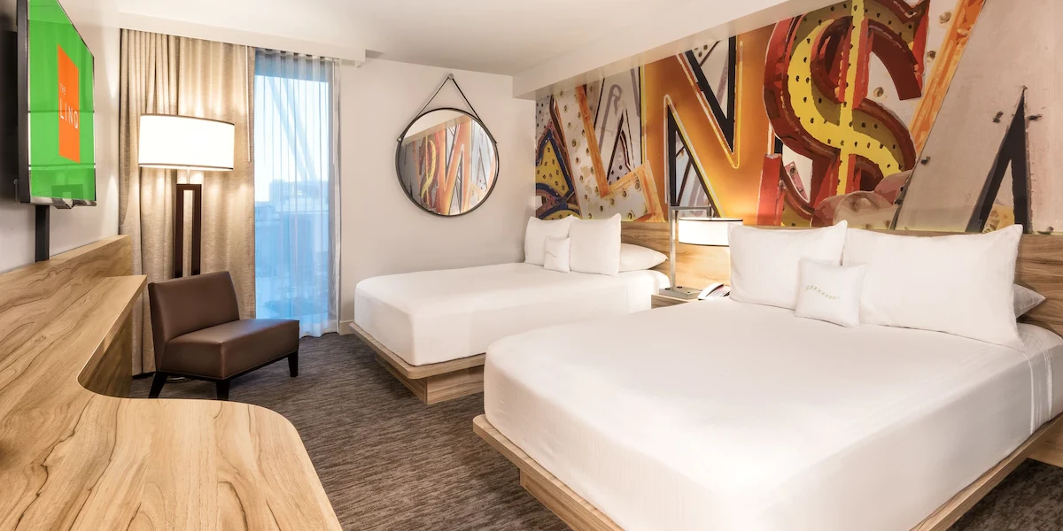 Deluxe Queen Suite The Linq Hotel + Experience Las Vegas