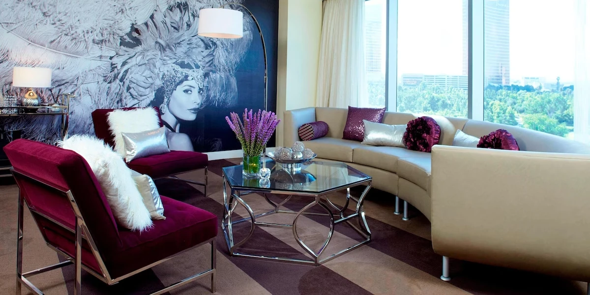 Deluxe One Bedroom Suite Strip View Renaissance Las Vegas Hotel