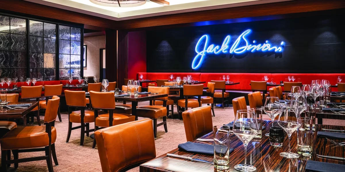 Resort Studio Suite Two Queens Horseshoe Las Vegas Hotel