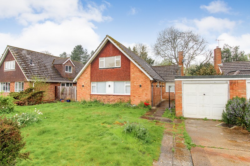 The Millbank, Crawley, West Sussex. RH11 0JQ Zoom Hybrid Estate Agent