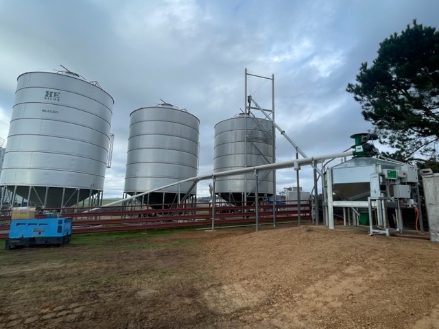 Feedtech Feeding Systems | Our Products
