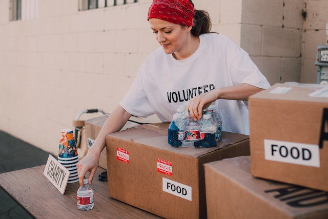 Volunteer at food drive