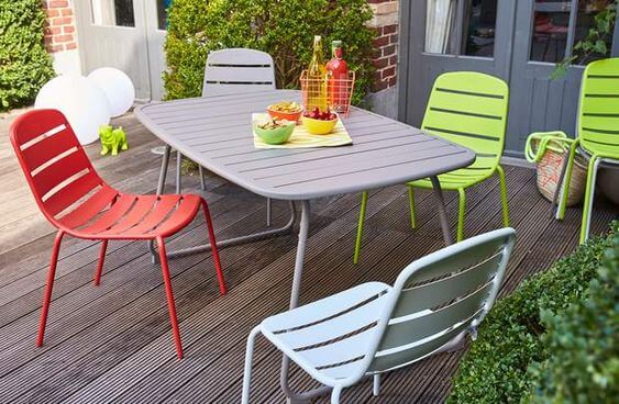 mobilier coloré