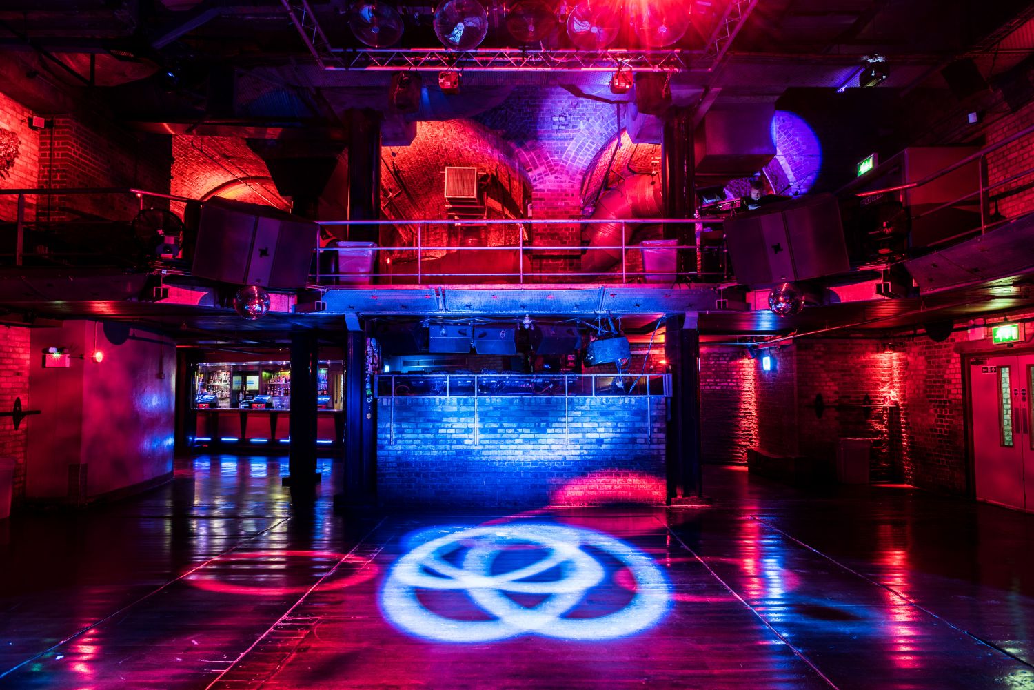 Eyeballin’ We launch 3 in 1 with Enzo Siragusa fabric London