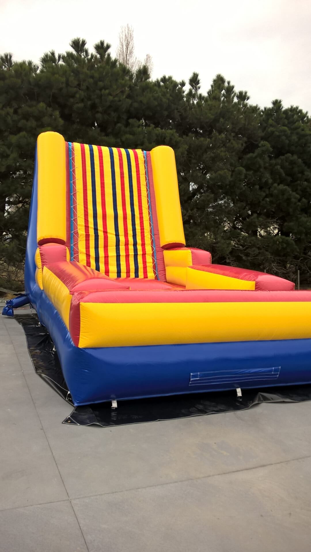 Fly Wall | The Bouncy Castle Company