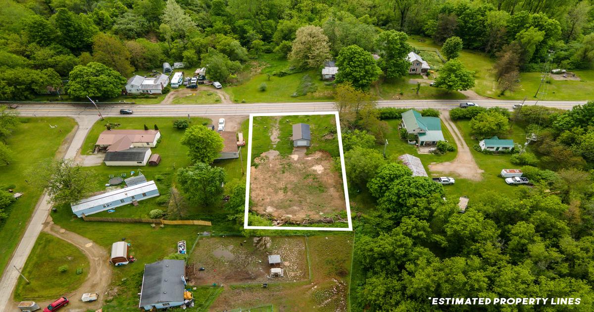 Green Zoned 326 N Main St, Camden, MI 49232