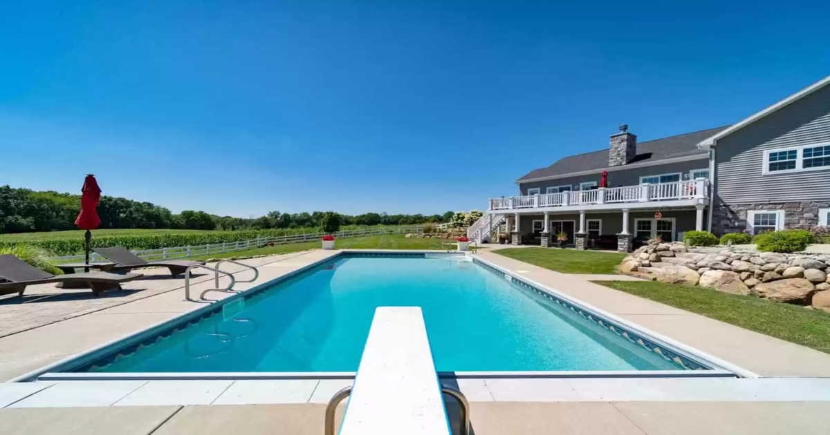 Commercial Property For Sale 17853 Donnell Lake St, Penn Township, MI