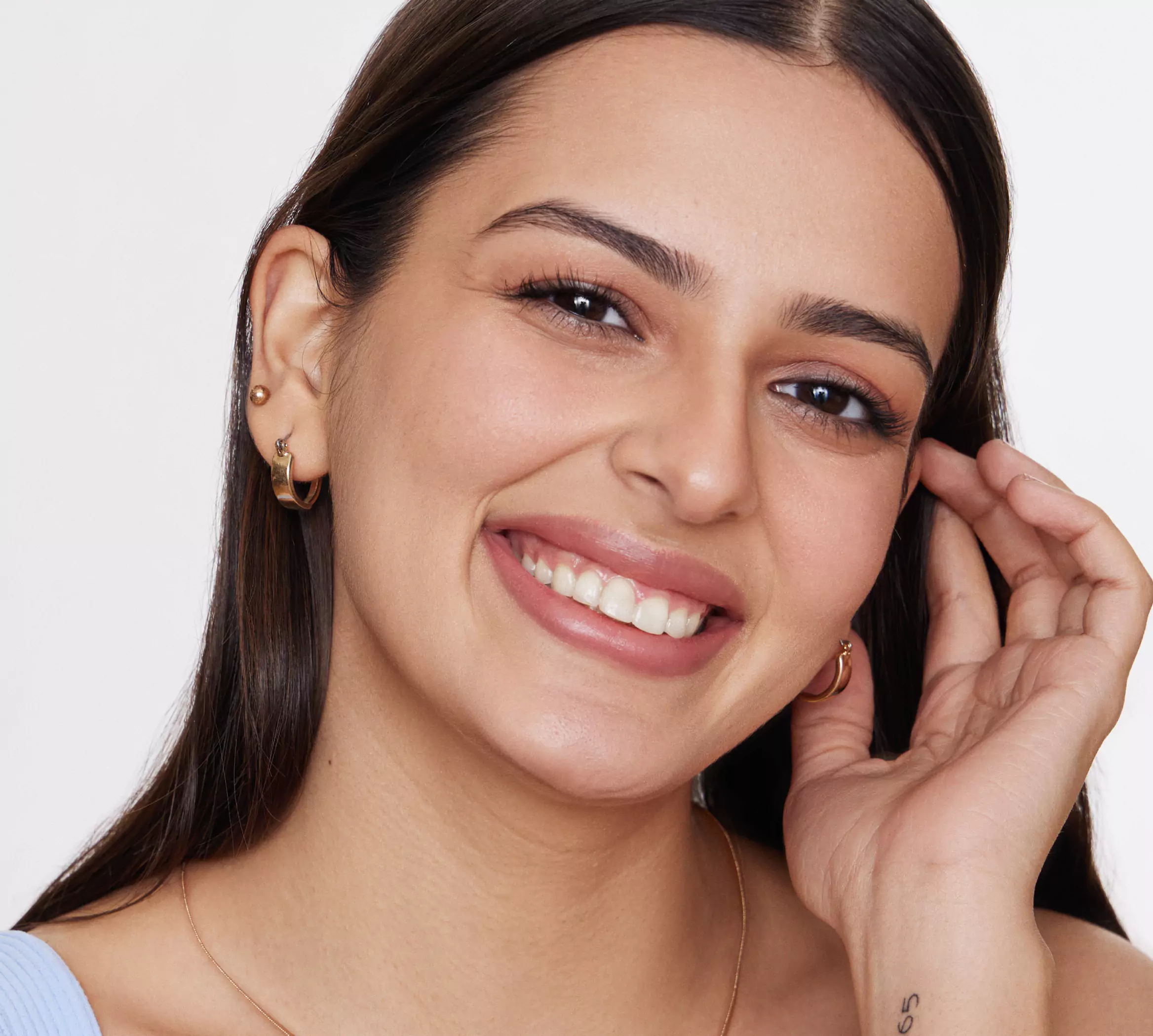 Skin Care Tips For Everyone In Their 20s Tira