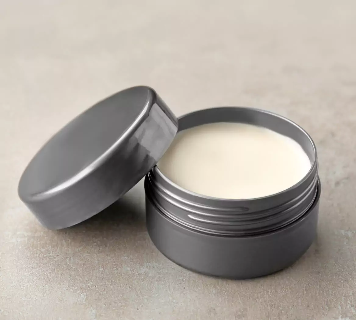 Encounter the art of hair sculpting with our favourite hair waxes