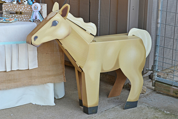 pony-birthday-party-inspo-evite