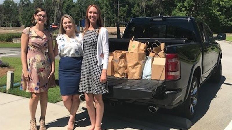Abberly Pointe HELPs Beaufort Community Food Bank