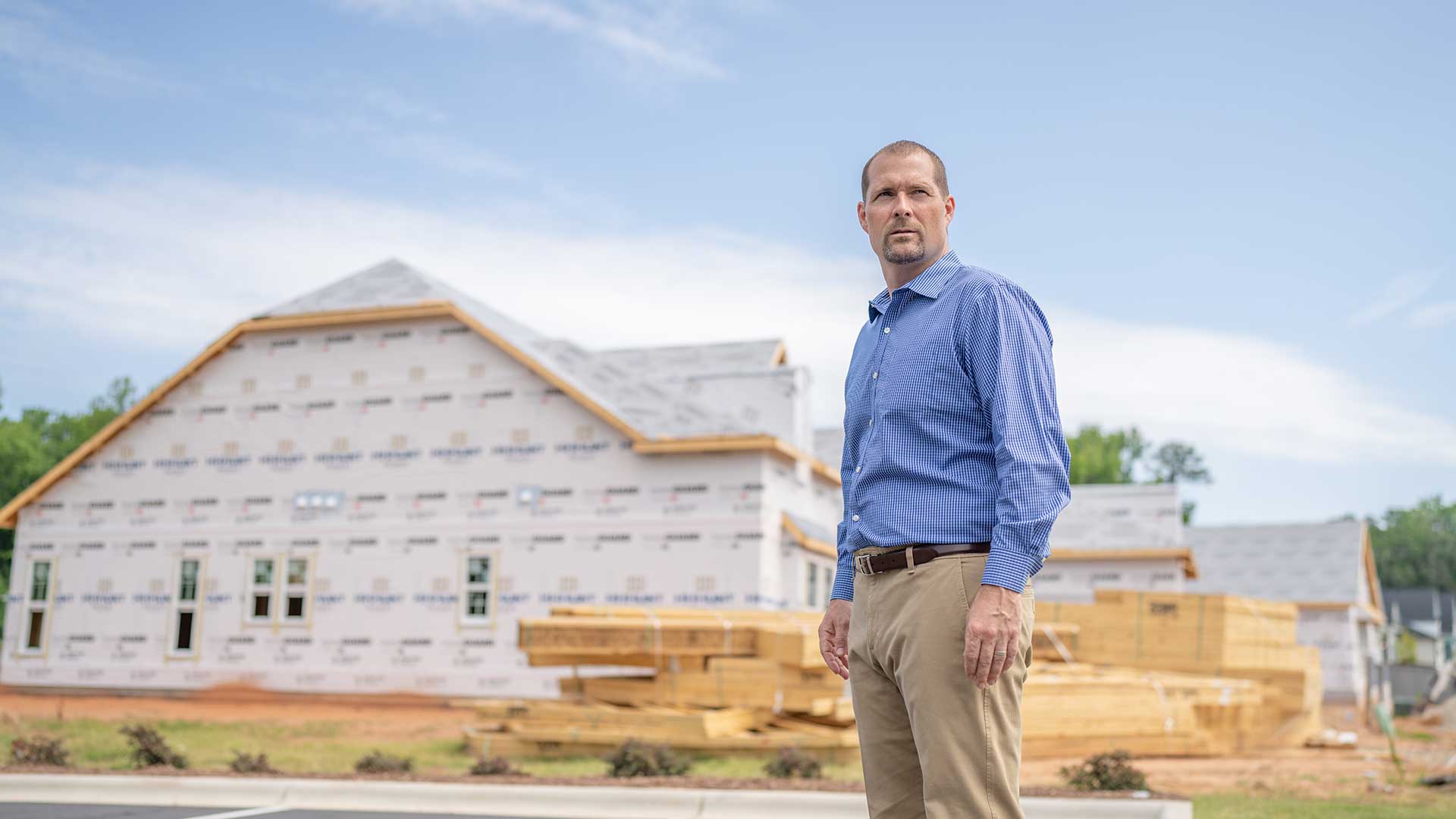 Promotions bolster HHHunt's rapid expansion in home building and apartment living