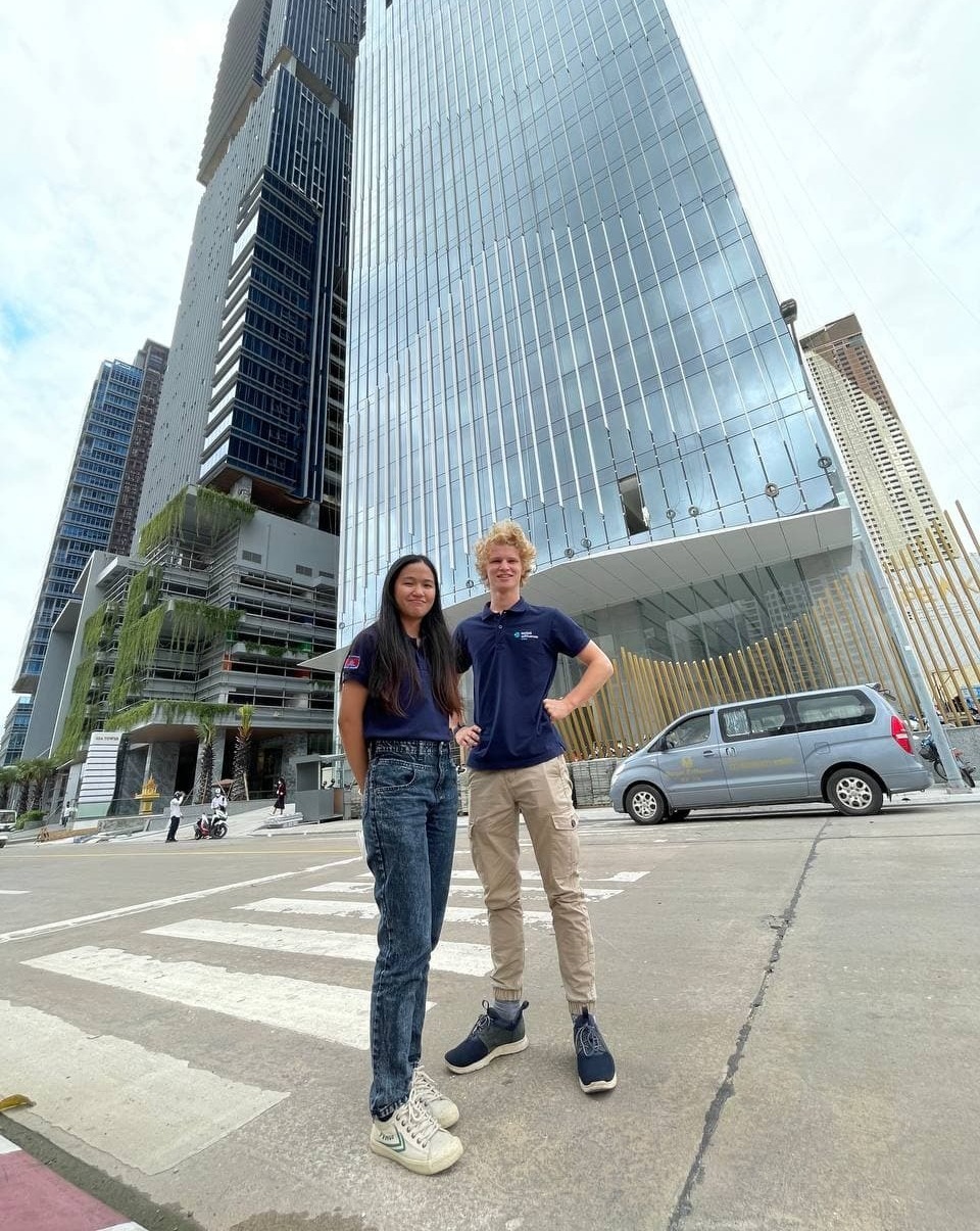 Confluences in partnership with the two cornerstones of real estate.