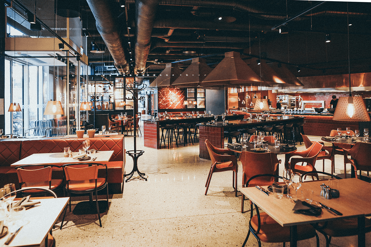 Majority of restaurant goers appreciate an atmosphere with fewer diners